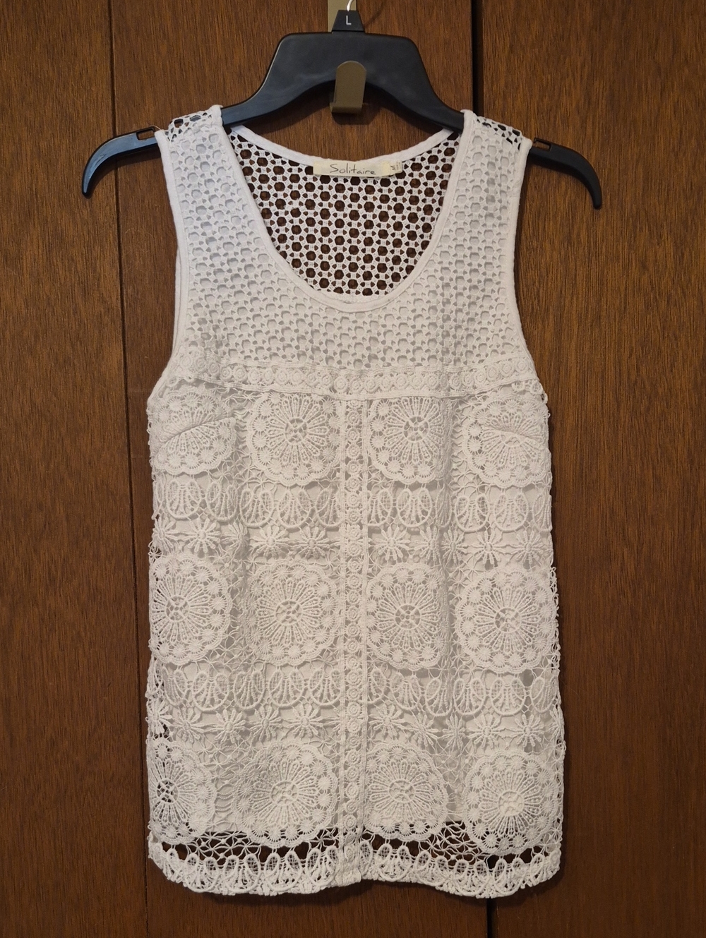 Solitaire Womens White Crochet Floral Tank SZ M